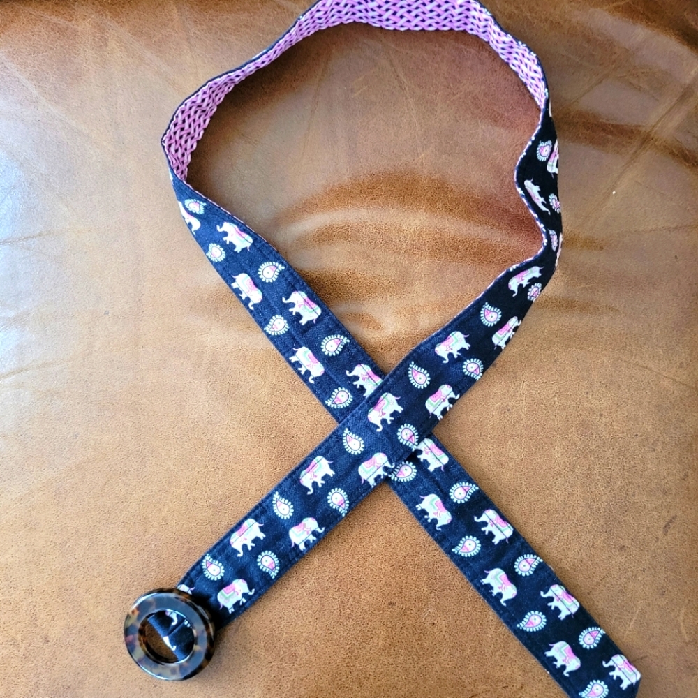 Vera Bradley Reversible "Pink Elephant" Belt